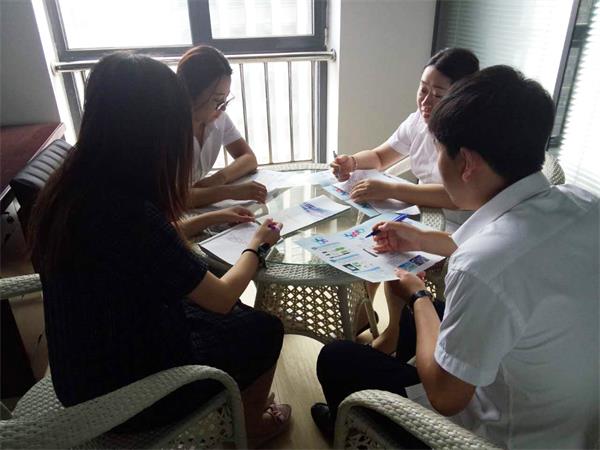 在总结中生长，，在审阅中前行