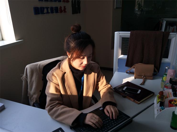 以梦为马，，，不负昭华