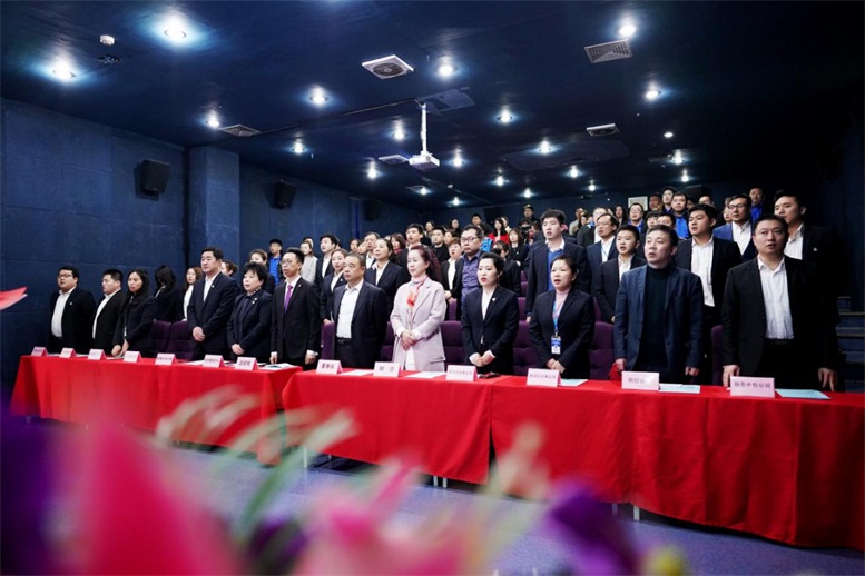 赢战未来，，，，，改革逾越-2018财年总结表扬暨2019财年启动大会