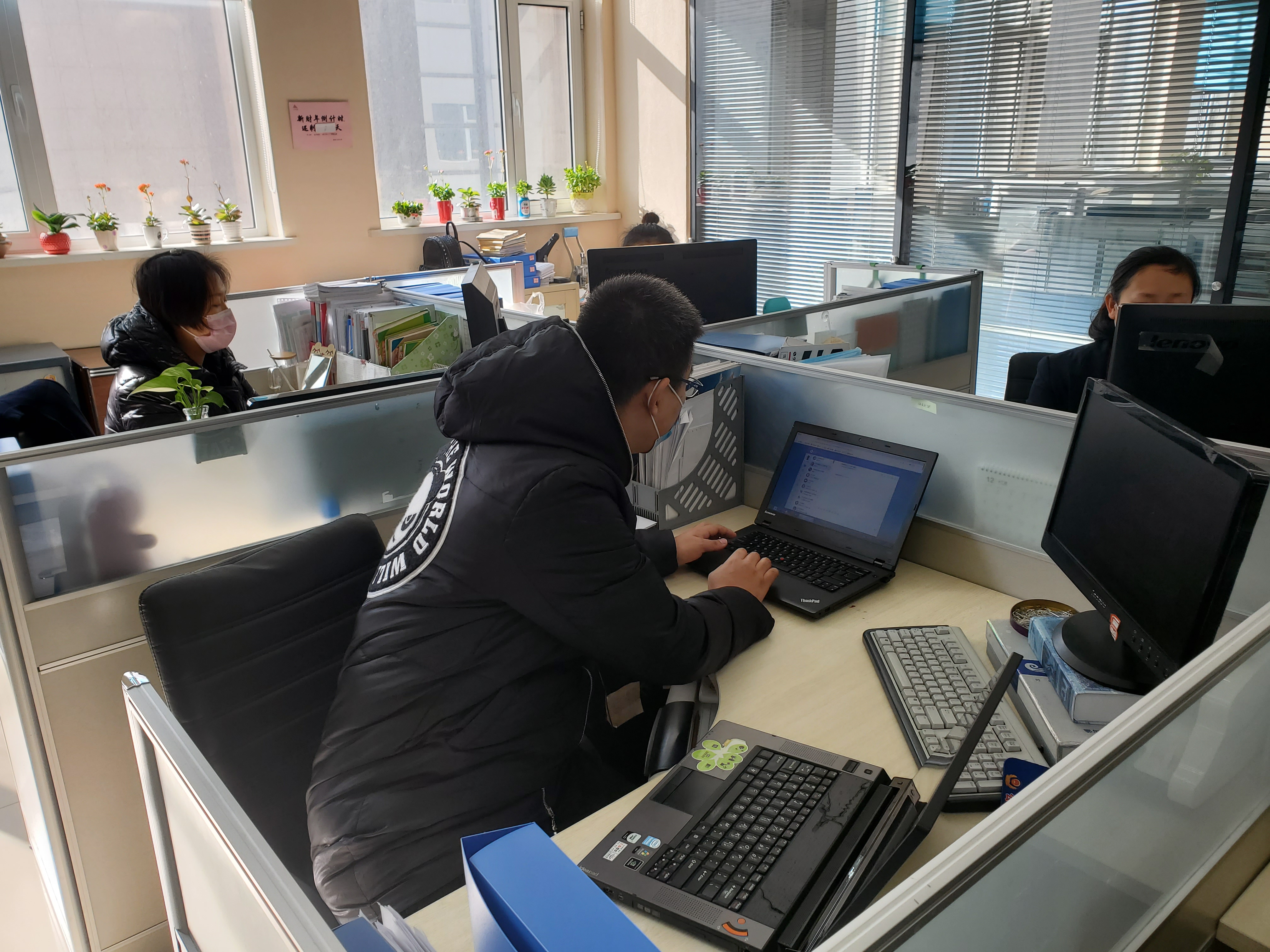 pp电子集团为抗击疫情提供科技助力